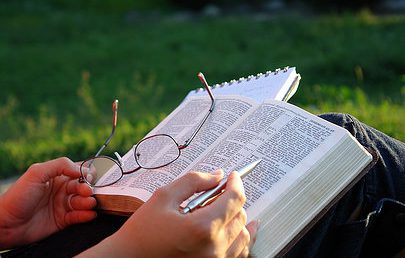 Câu 15: Kinh Thánh có được hiểu theo nghĩa đen không?